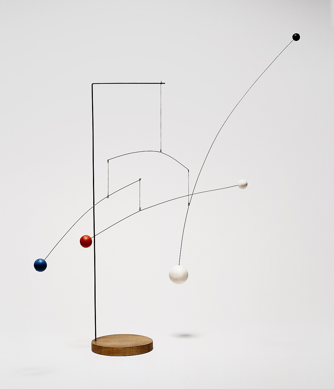 alexander calder mobile