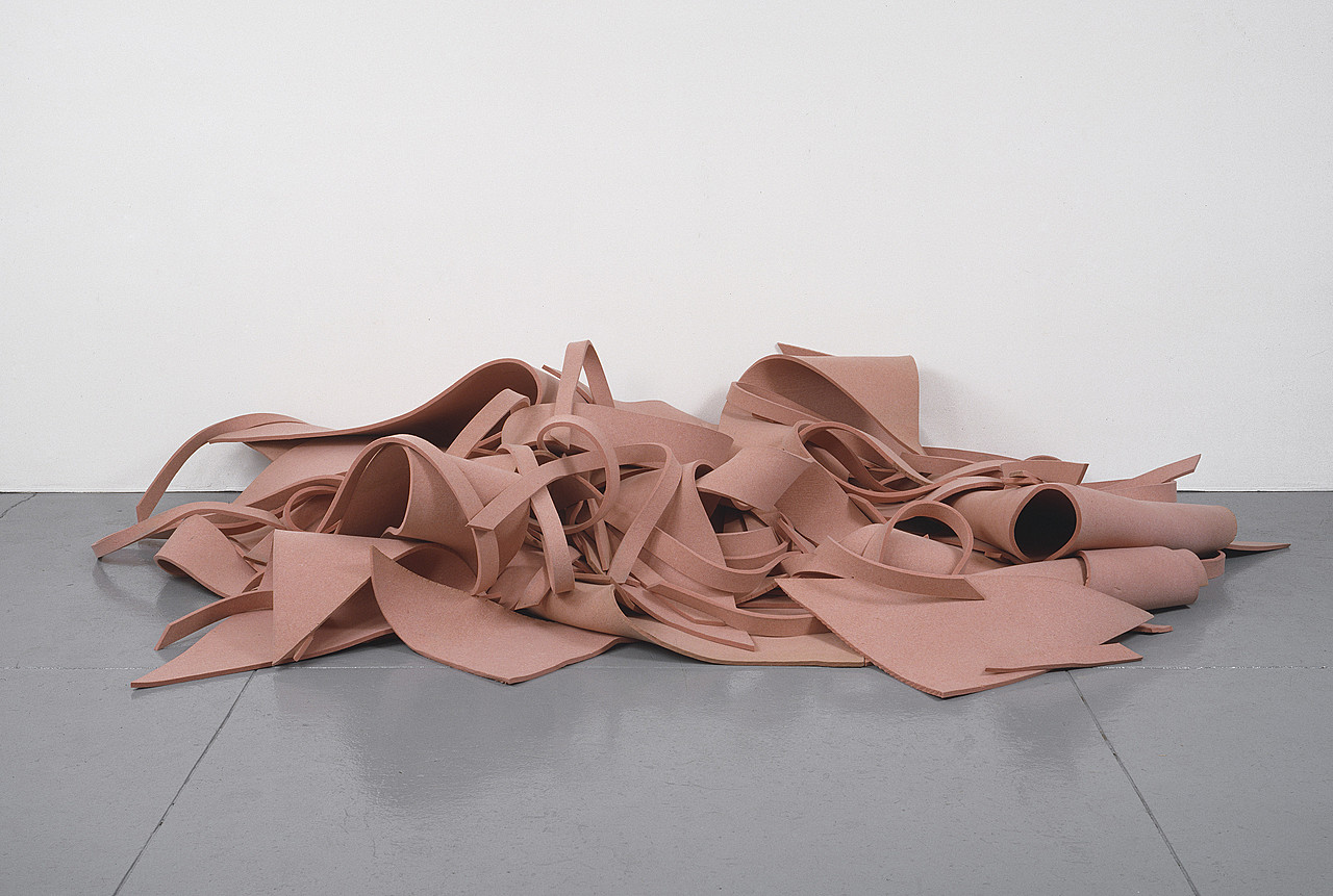 Guggenheim Museum on X: #WorkoftheWeek: Robert Morris's “Untitled, 1970, Pink  Felt” is a departure from his earlier unitary geometric forms of the  Minimalist sculpture. This work, as well as his other felt