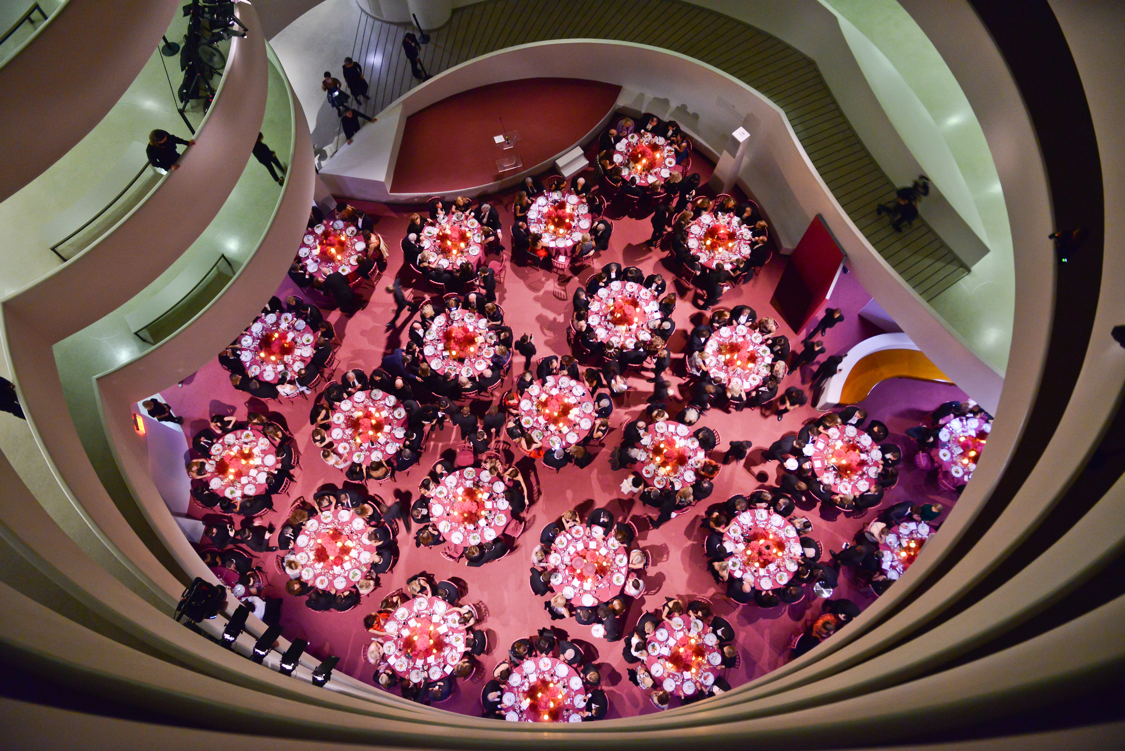 Guggenheim museum wedding | Honestweddingadvice.com