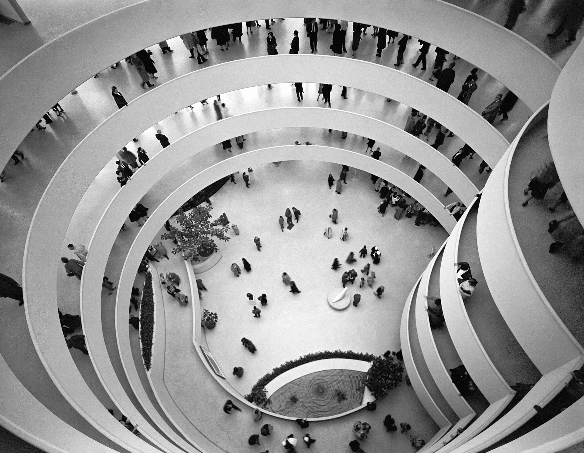 213 Guggenheim Museum Interior Stock Photos, High-Res Pictures, and Images  - Getty Images