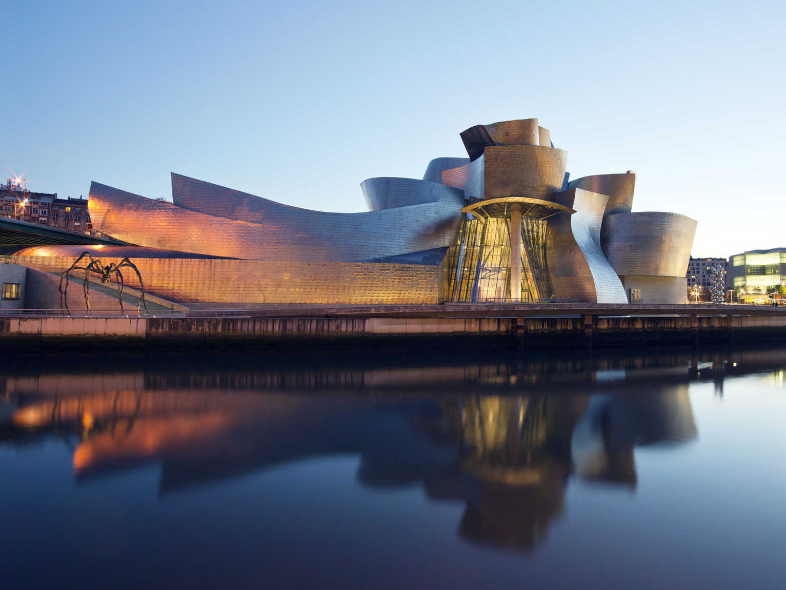 Guggenheim Museum Bilbao Night